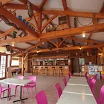 Zecamping 3 Etoiles Avec Piscine Et Pataugeoire Saint-Projet (Lot)