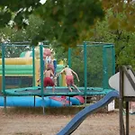 Zecamping 3 Etoiles Avec Piscine Et Pataugeoire Campsite Saint-Projet (Lot)