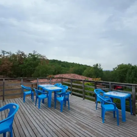 Zecamping 3 Etoiles Avec Piscine Et Pataugeoire Campingplads Saint-Projet (Lot)