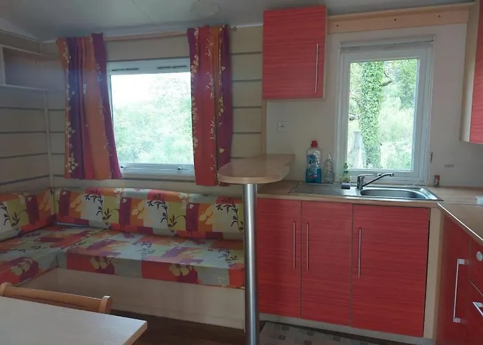 Zecamping 3 Etoiles Avec Piscine Et Pataugeoire